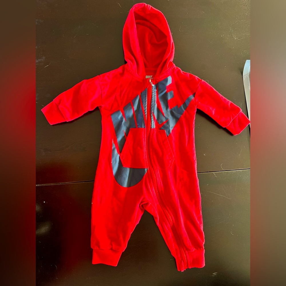 Nike one piece 🍼5/$35